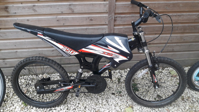bike that looks like a motorbike